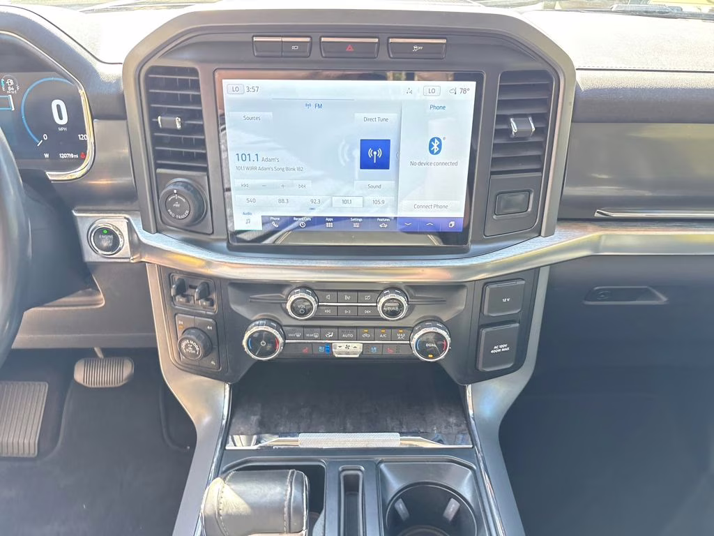 2022 Black Metallic Ford F-150 Lariat 4X4 Truck