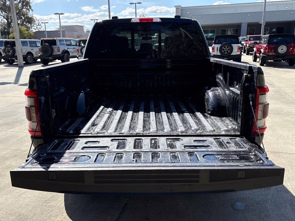2022 Black Metallic Ford F-150 Lariat 4X4 Truck
