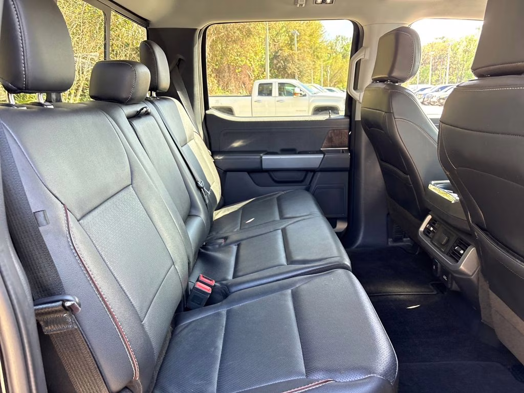 2022 Black Metallic Ford F-150 Lariat 4X4 Truck