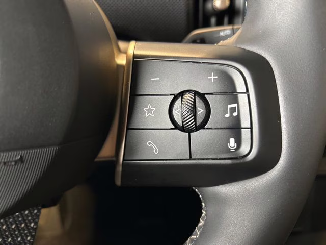 2025 Silver MINI Cooper S Signature Plus FWD Hatchback