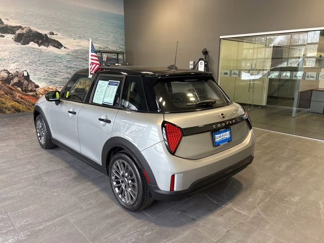 2025 Silver MINI Cooper S Signature Plus FWD Hatchback