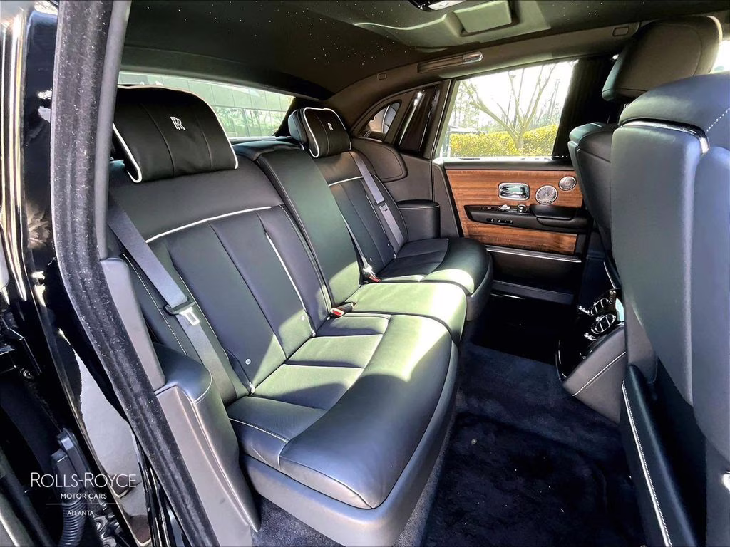 2020 Black Rolls-Royce Phantom RWD Sedan
