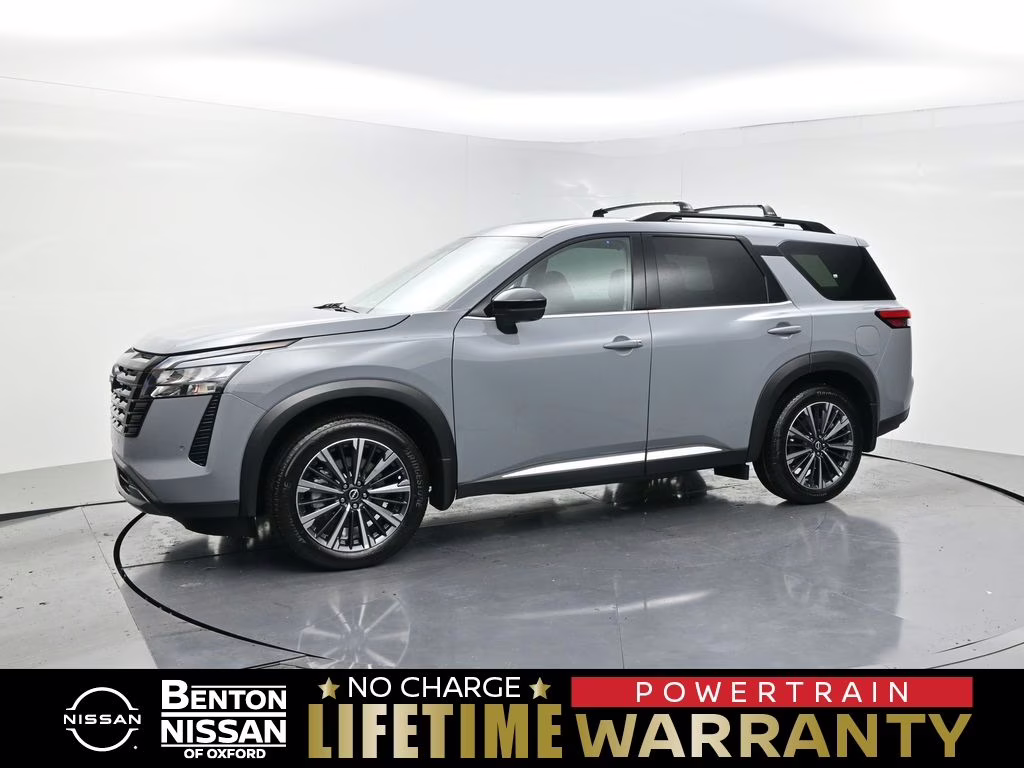 2026 Boulder Gray Pearl Nissan Pathfinder Platinum FWD SUV