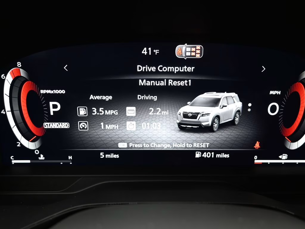 2026 Boulder Gray Pearl Nissan Pathfinder Platinum FWD SUV