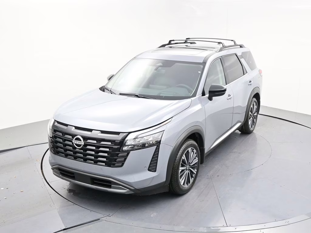 2026 Boulder Gray Pearl Nissan Pathfinder Platinum FWD SUV