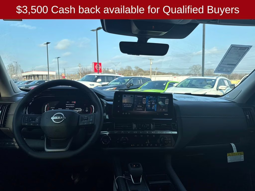 2026 Everest White Pearl Tricoat Nissan Pathfinder Platinum FWD SUV