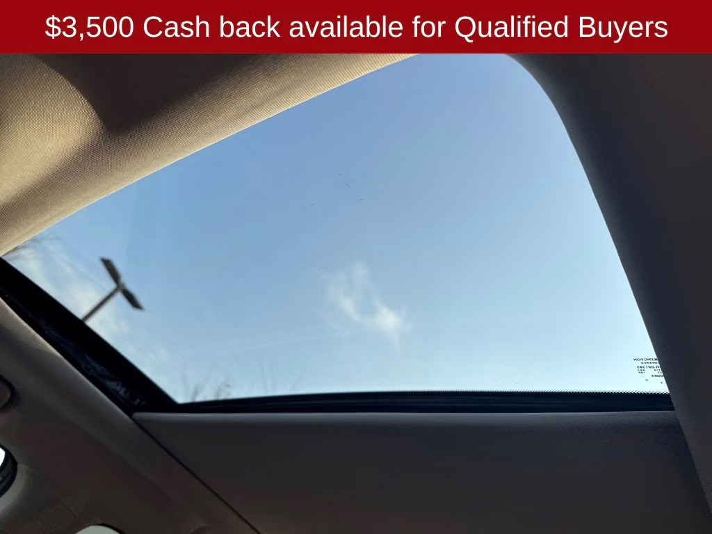 2026 Everest White Pearl Tricoat Nissan Pathfinder Platinum FWD SUV