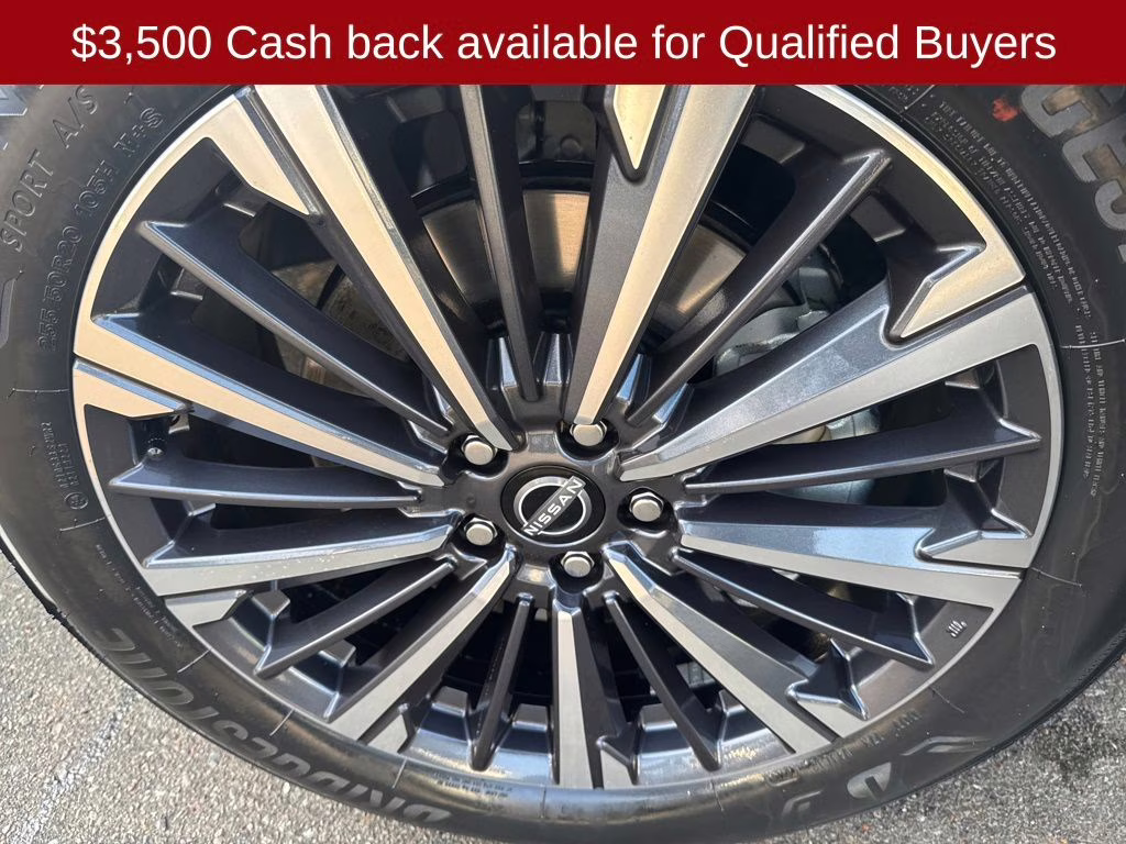 2026 Everest White Pearl Tricoat Nissan Pathfinder Platinum FWD SUV