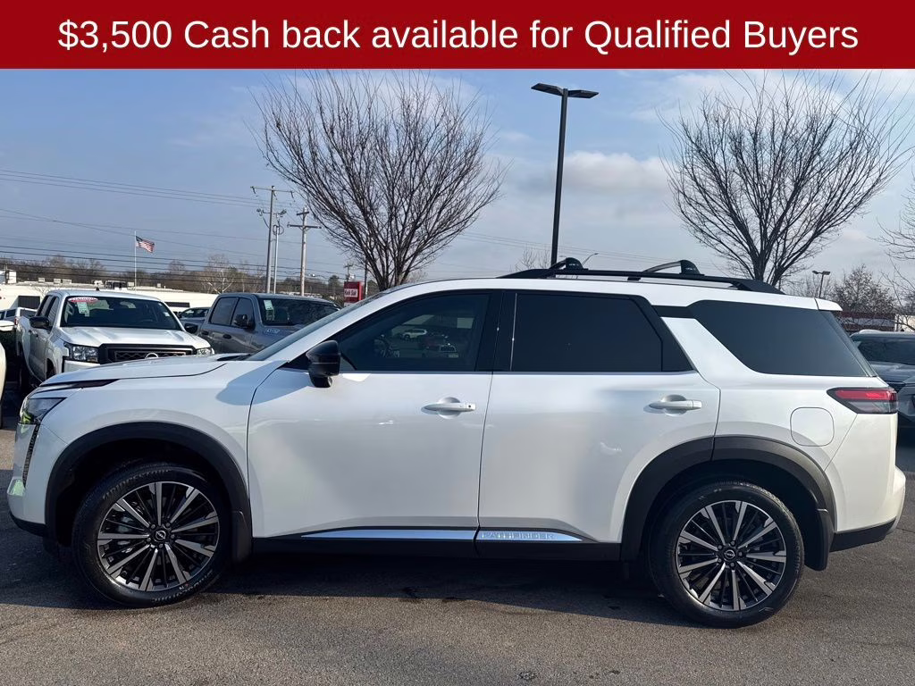 2026 Everest White Pearl Tricoat Nissan Pathfinder Platinum FWD SUV