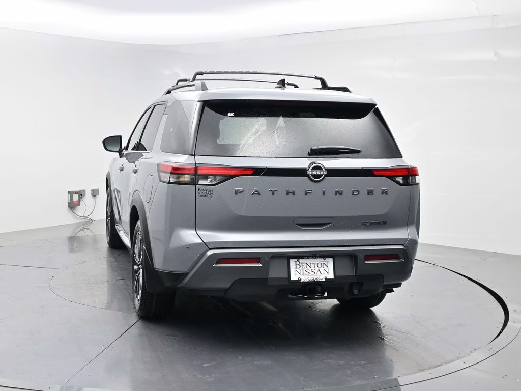 2026 Boulder Gray Pearl Nissan Pathfinder Platinum FWD SUV