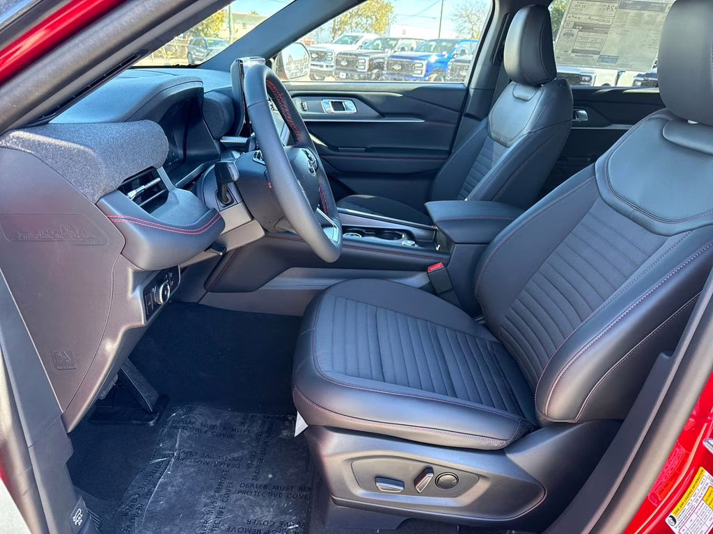 2026 Rapid Red Metallic Tinted Clearcoat Ford Explorer ST-Line RWD SUV