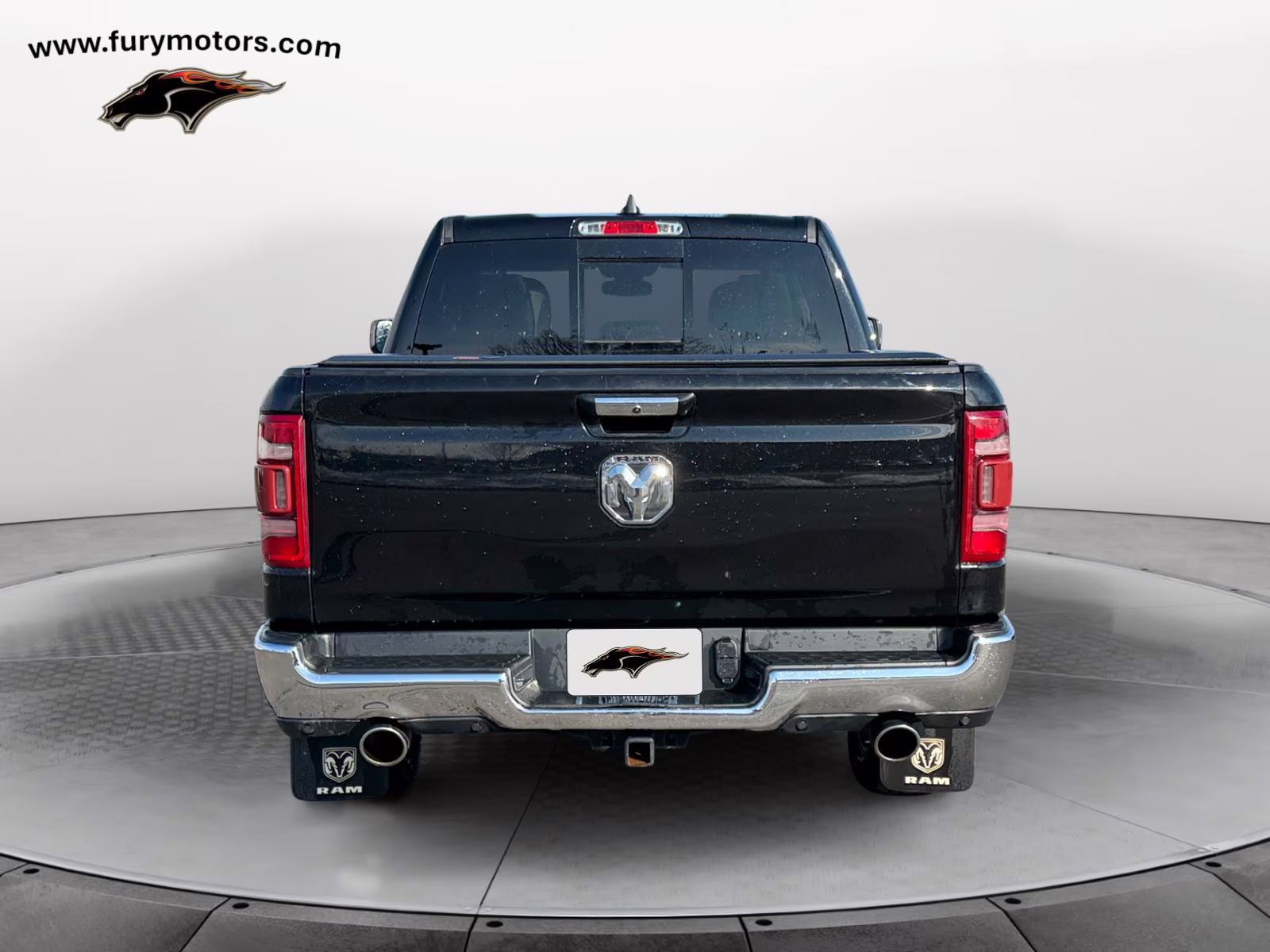 2020 Diamond Black Crystal Pearlcoat Ram 1500 Laramie 4X4 Truck