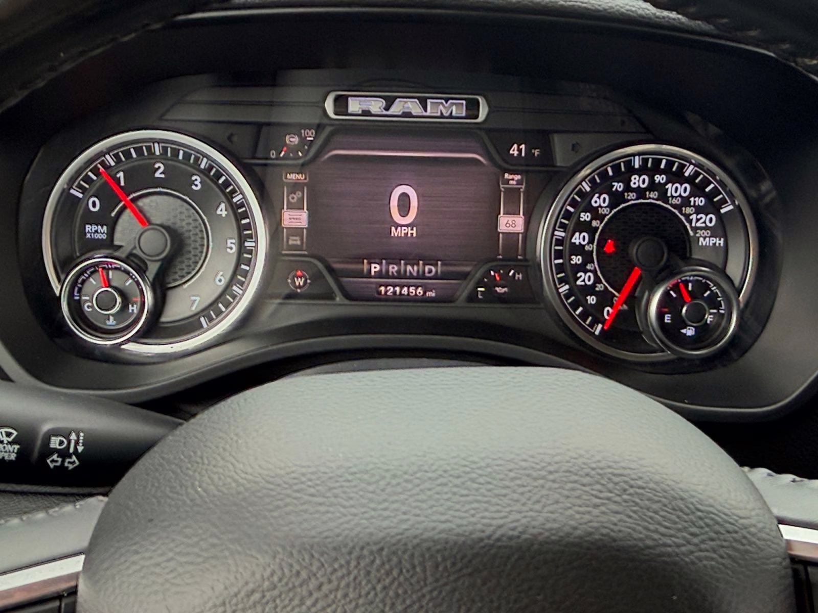 2020 Diamond Black Crystal Pearlcoat Ram 1500 Laramie 4X4 Truck