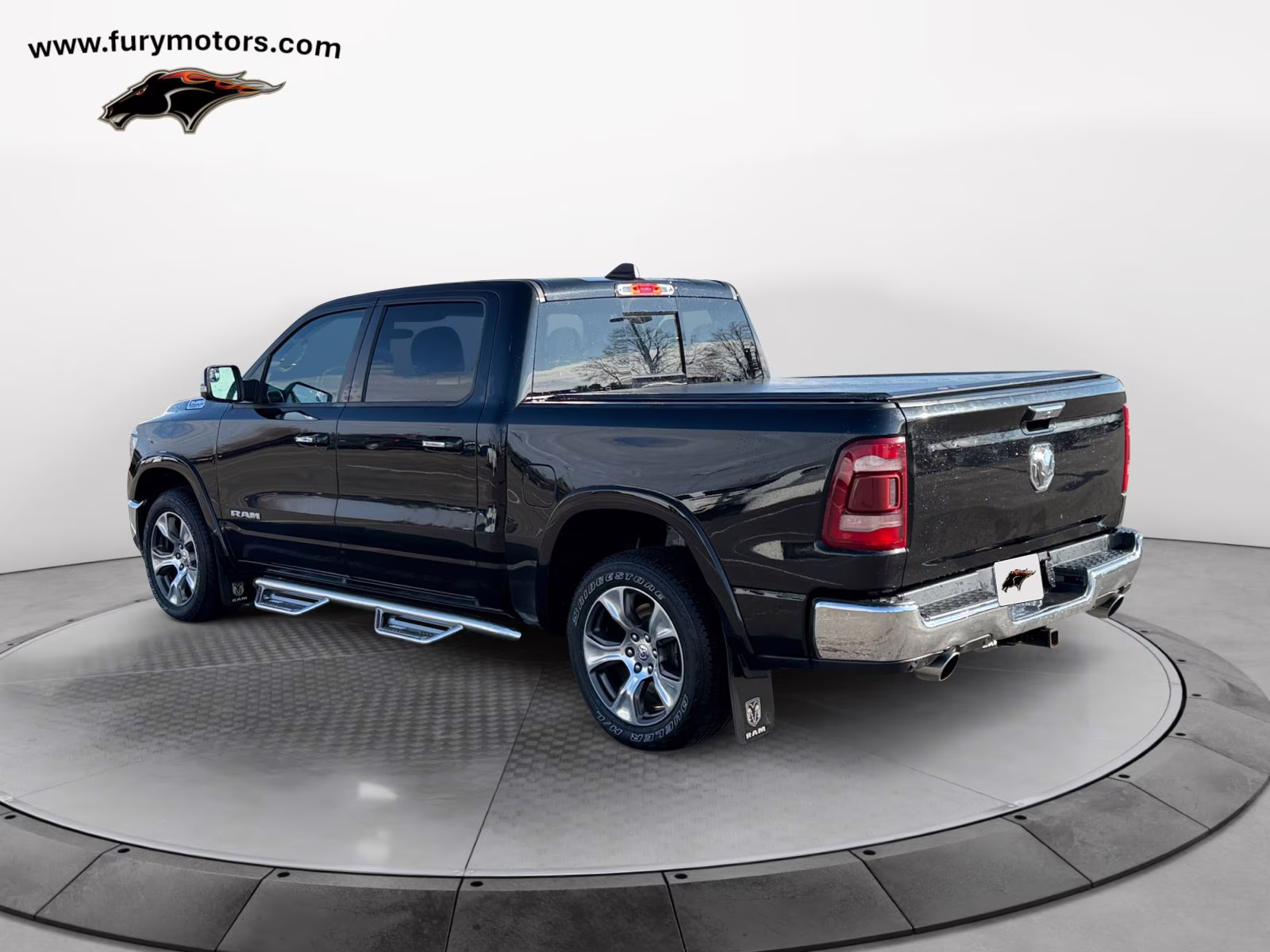 2020 Diamond Black Crystal Pearlcoat Ram 1500 Laramie 4X4 Truck