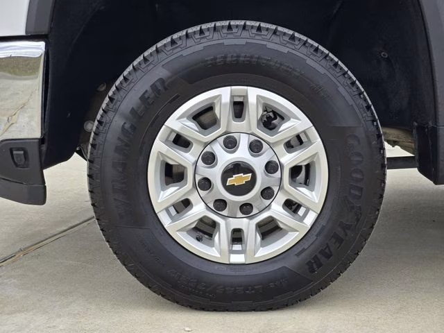 2024 Summit White Chevrolet Silverado 2500HD LT 4X4 Truck