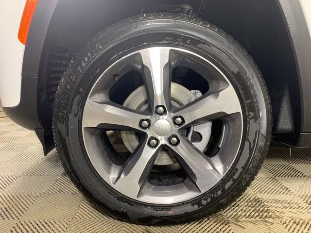 2026 Bright White Clearcoat Jeep Grand Cherokee Limited 4X4 SUV