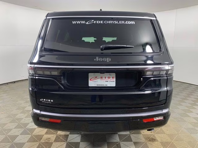2026 High Gloss Black Jeep Grand Wagoneer 4x4 4X4 SUV