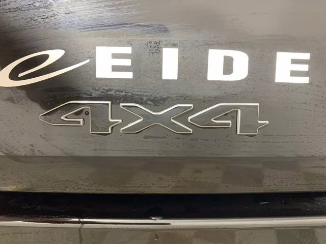 2026 High Gloss Black Jeep Grand Wagoneer 4x4 4X4 SUV