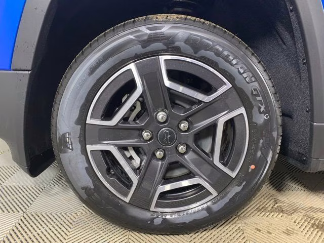 2026 Hydro Blue Pearlcoat Jeep Cherokee Limited 4X4 SUV