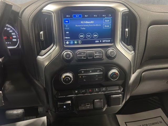 2021 Silver Ice Metallic Chevrolet Silverado 2500HD LT 4X4 Truck