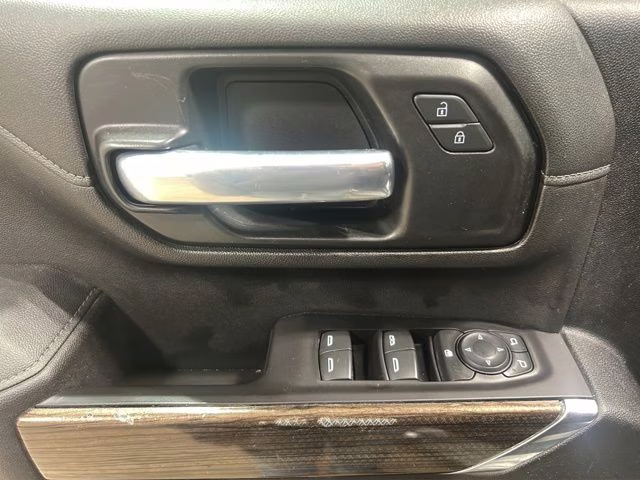 2021 Silver Ice Metallic Chevrolet Silverado 2500HD LT 4X4 Truck