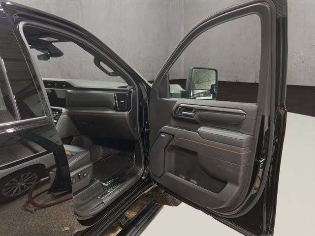 2025 Onyx Black GMC Sierra 2500HD AT4 4X4 Truck