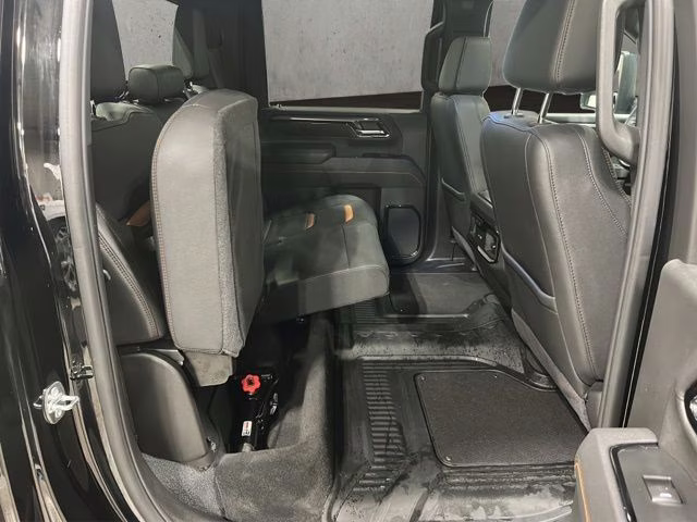 2025 Onyx Black GMC Sierra 2500HD AT4 4X4 Truck