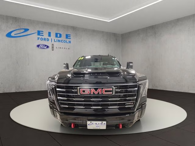 2025 Onyx Black GMC Sierra 2500HD AT4 4X4 Truck