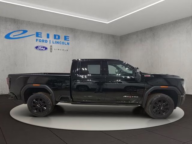 2025 Onyx Black GMC Sierra 2500HD AT4 4X4 Truck