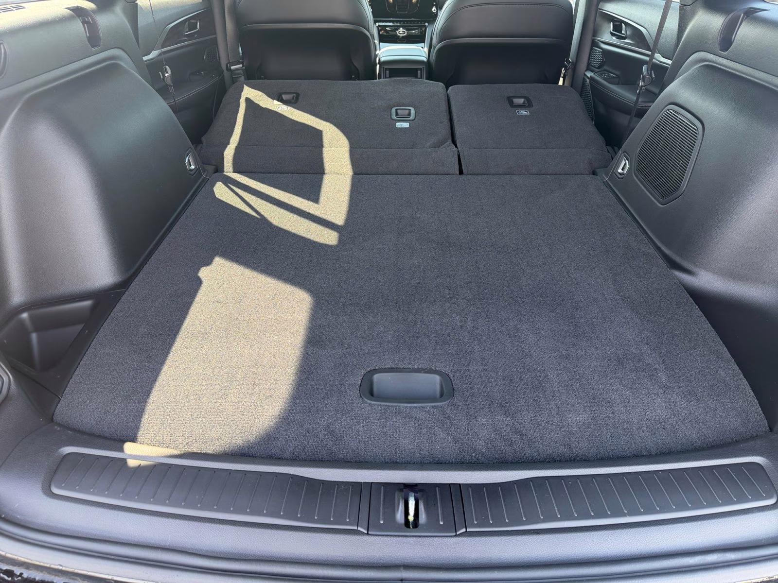 2026 Diamond Black Crystal Pearlcoat Jeep Grand Cherokee Limited 4X4 SUV