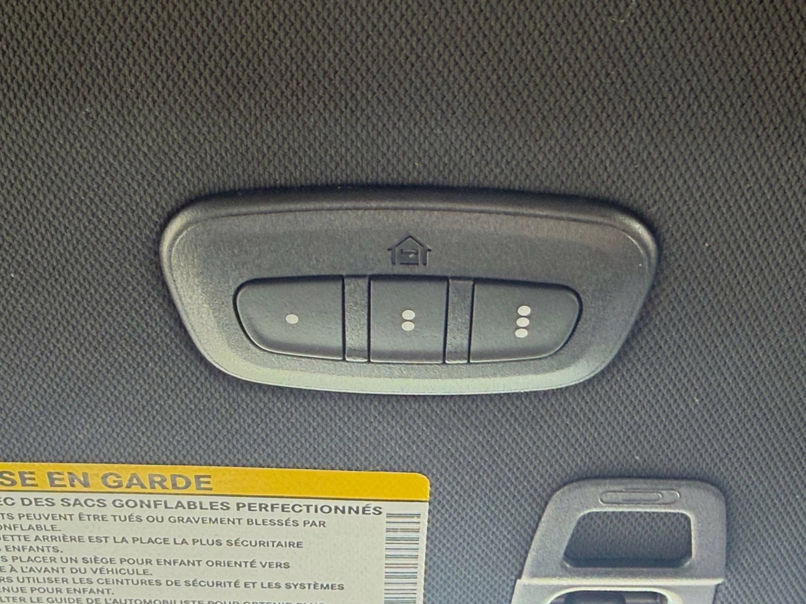 2026 Diamond Black Crystal Pearlcoat Jeep Grand Cherokee Limited 4X4 SUV