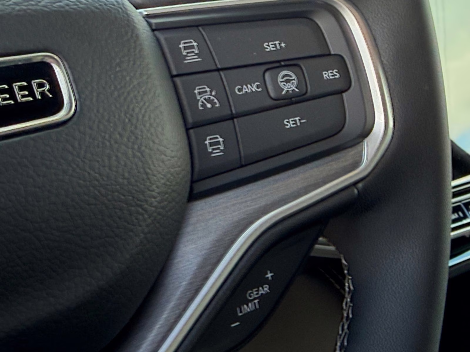 2026 Silver Zynith Jeep Grand Wagoneer L Limited Reserve 4X4 SUV