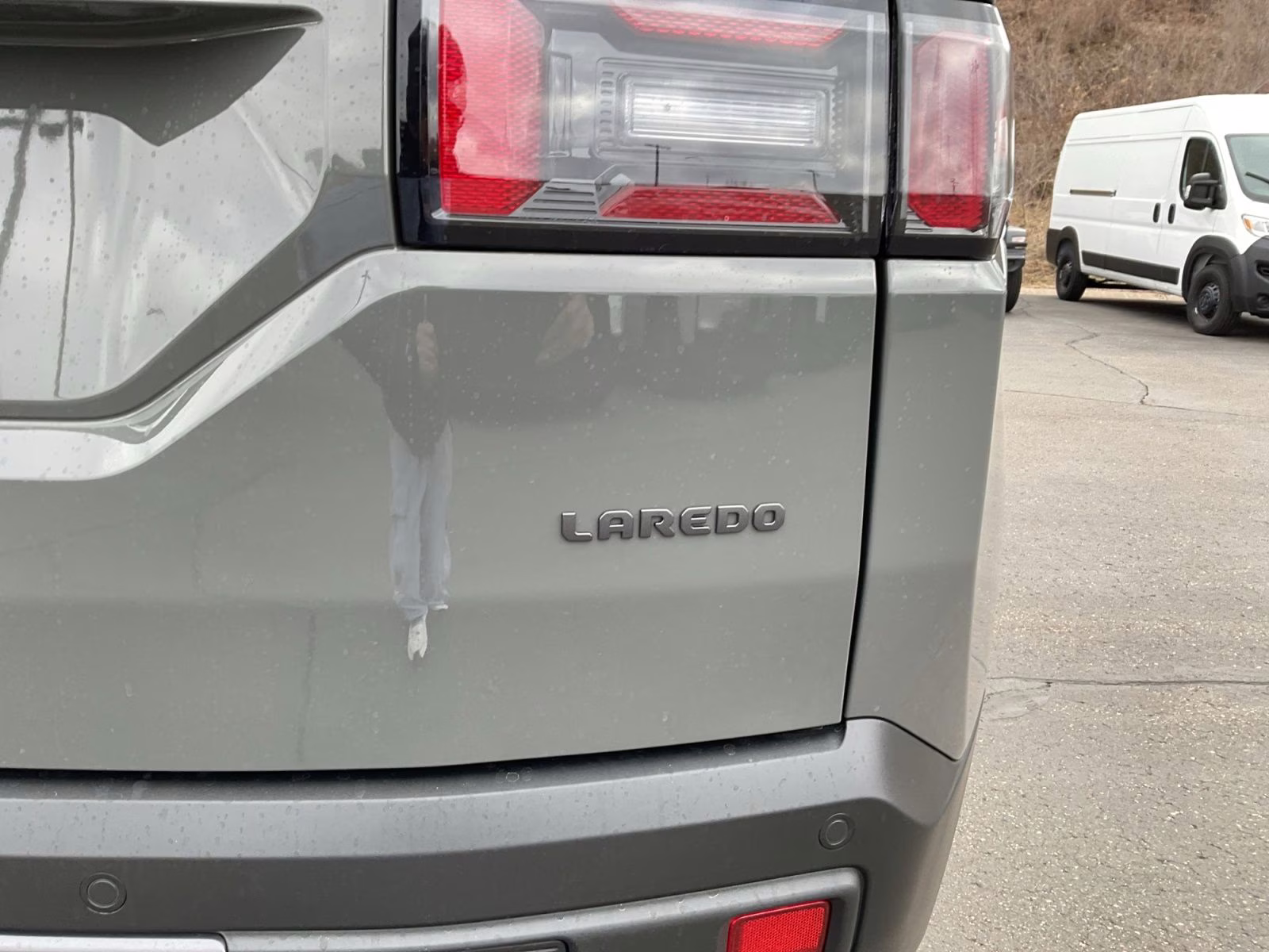 2026 Sting-Gray Clearcoat Jeep Cherokee Laredo 4X4 SUV