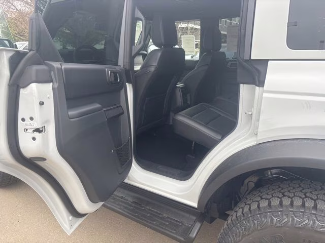 2026 Avalanche Gray Ford Bronco Outer Banks 4X4 SUV