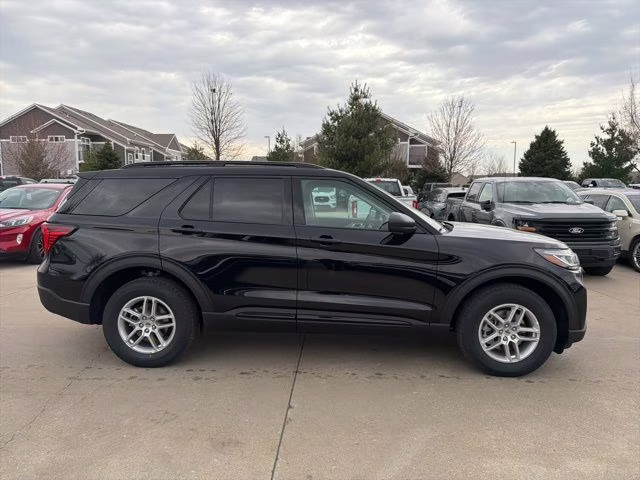 2026 Agate Black Metallic Ford Explorer Active 4X4 SUV