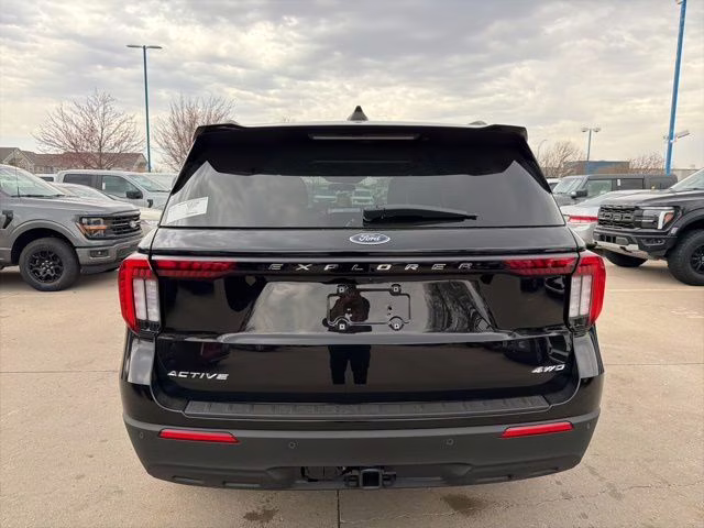 2026 Agate Black Metallic Ford Explorer Active 4X4 SUV