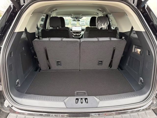 2026 Agate Black Metallic Ford Explorer Active 4X4 SUV