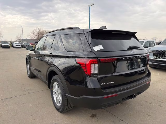 2026 Agate Black Metallic Ford Explorer Active 4X4 SUV