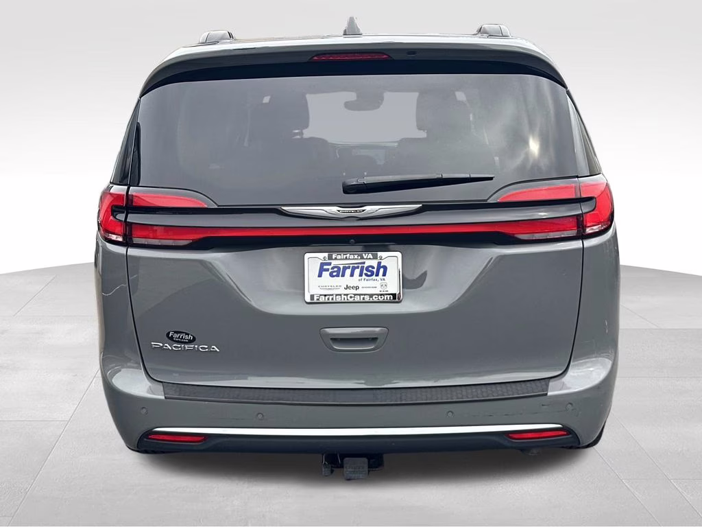 2022 Ceramic Gray Clearcoat Chrysler Pacifica Touring L FWD Van