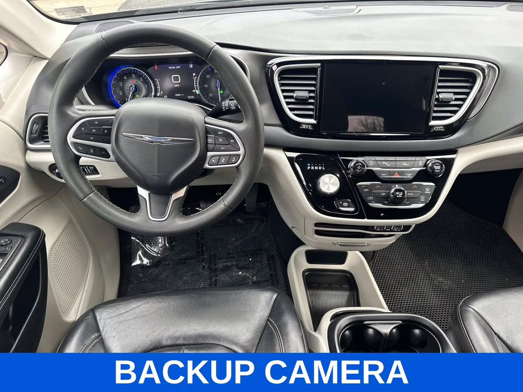 2022 Ceramic Gray Clearcoat Chrysler Pacifica Touring L FWD Van