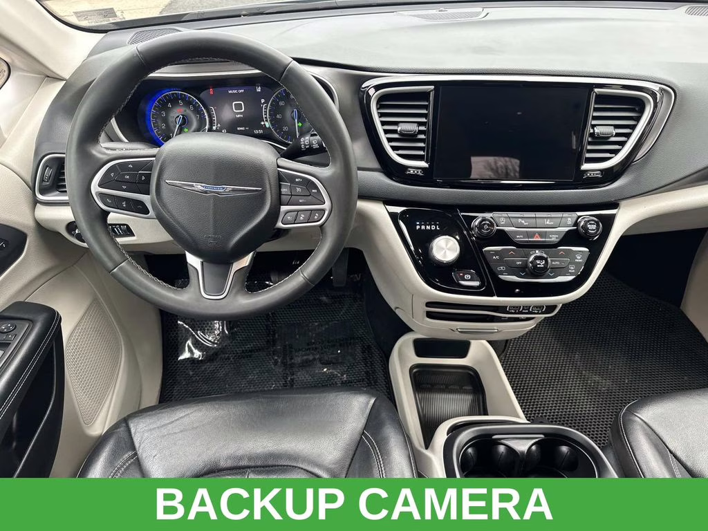 2022 Ceramic Gray Clearcoat Chrysler Pacifica Touring L FWD Van