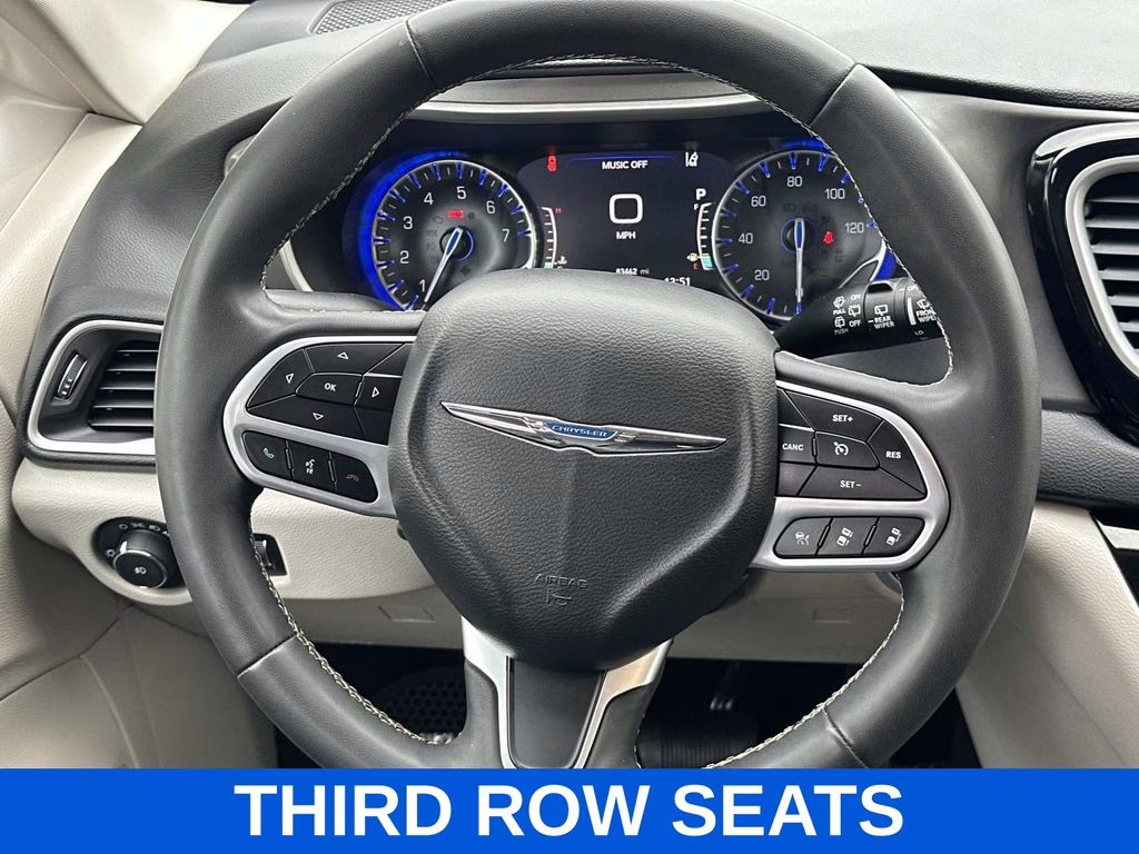 2022 Ceramic Gray Clearcoat Chrysler Pacifica Touring L FWD Van