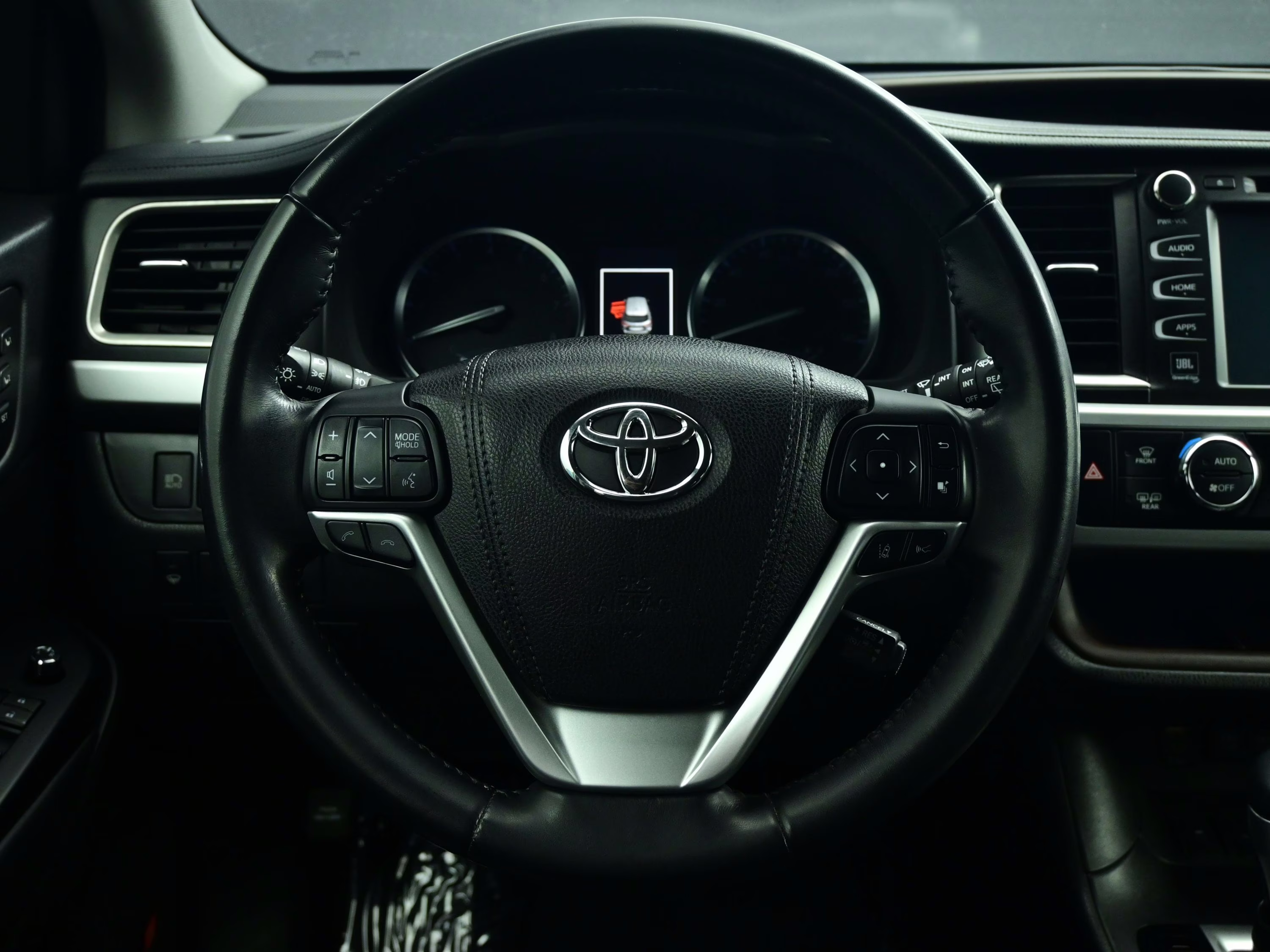 2018 Gray Toyota Highlander Limited FWD SUV