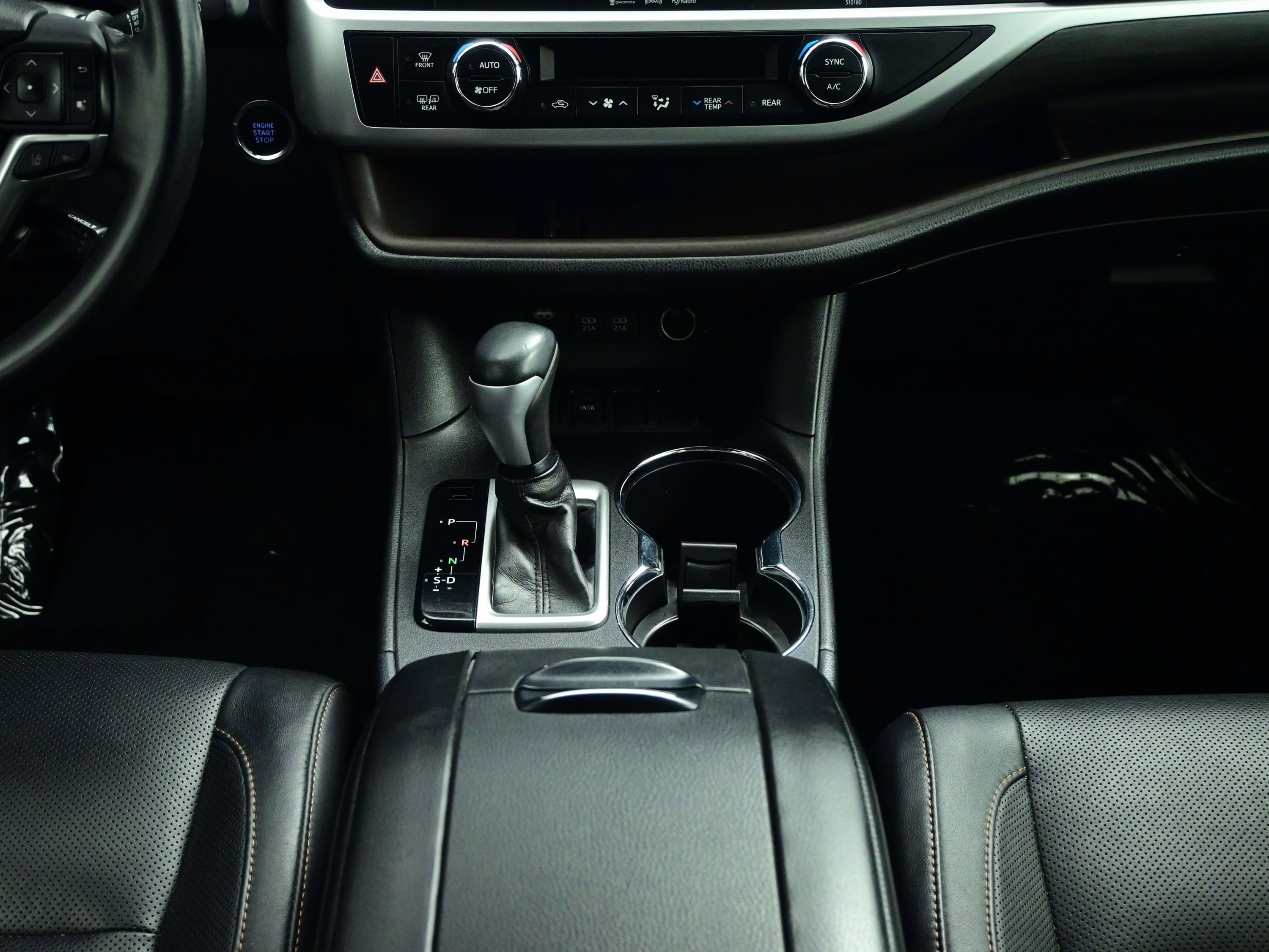 2018 Gray Toyota Highlander Limited FWD SUV