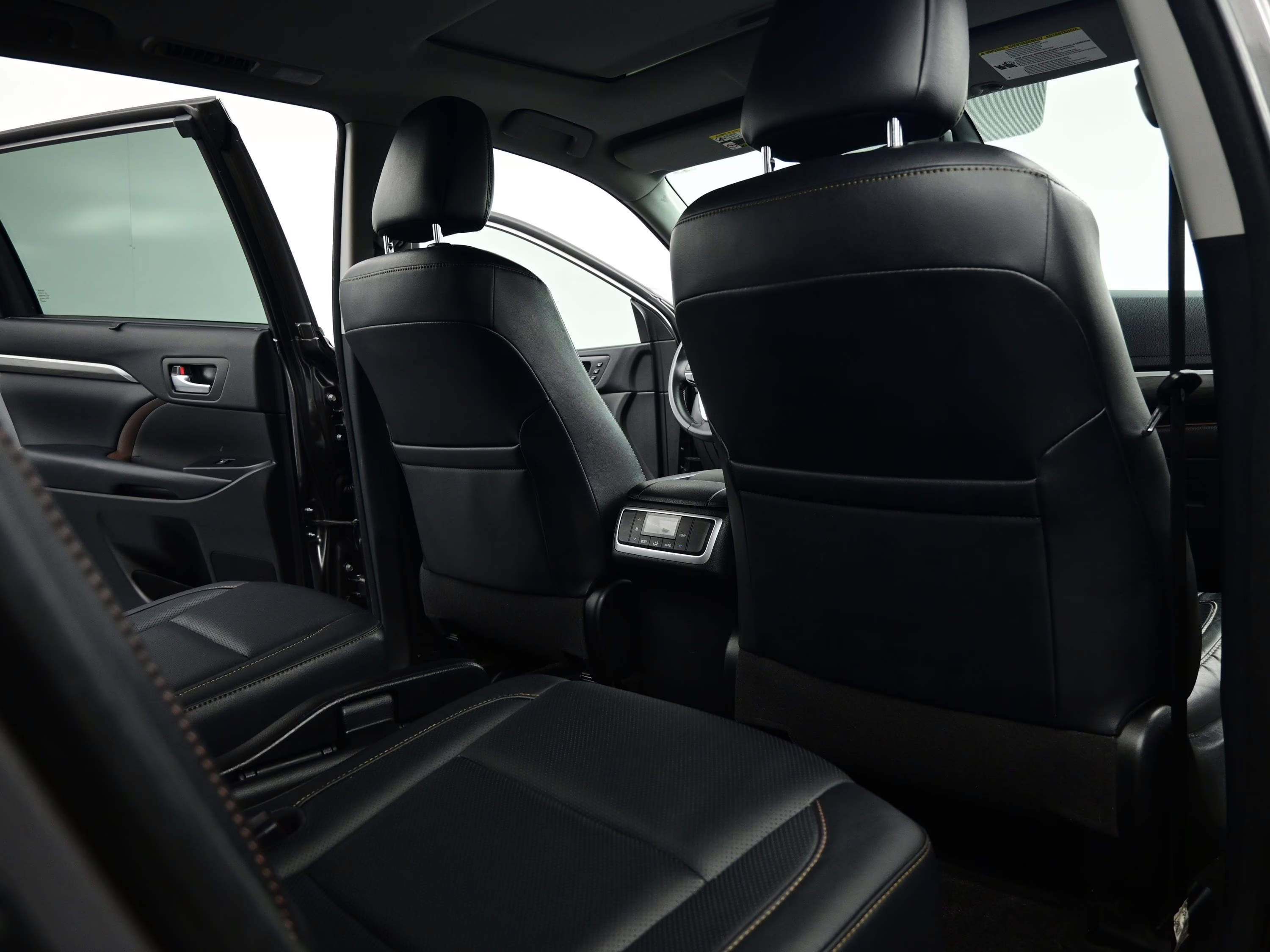 2018 Gray Toyota Highlander Limited FWD SUV