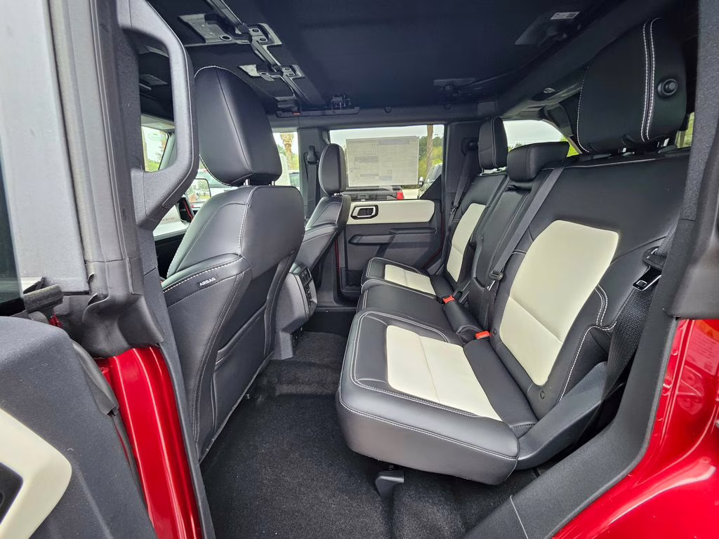 2026 Ruby Red Metallic Tinted Clearcoat Ford Bronco Outer Banks 4X4 SUV