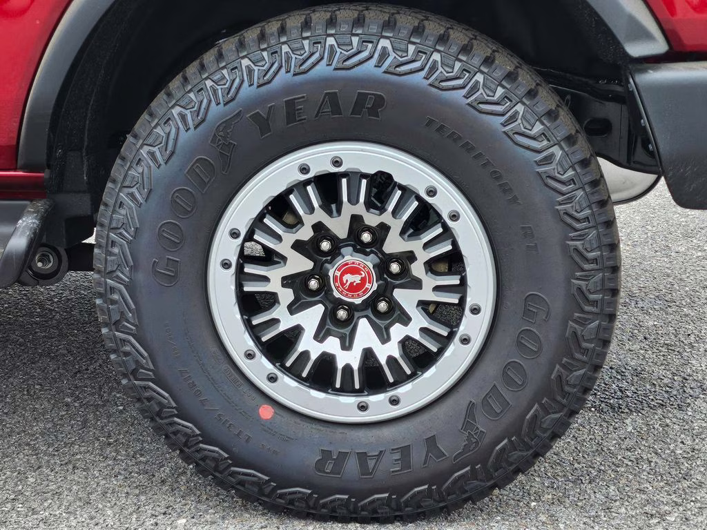 2026 Ruby Red Metallic Tinted Clearcoat Ford Bronco Outer Banks 4X4 SUV