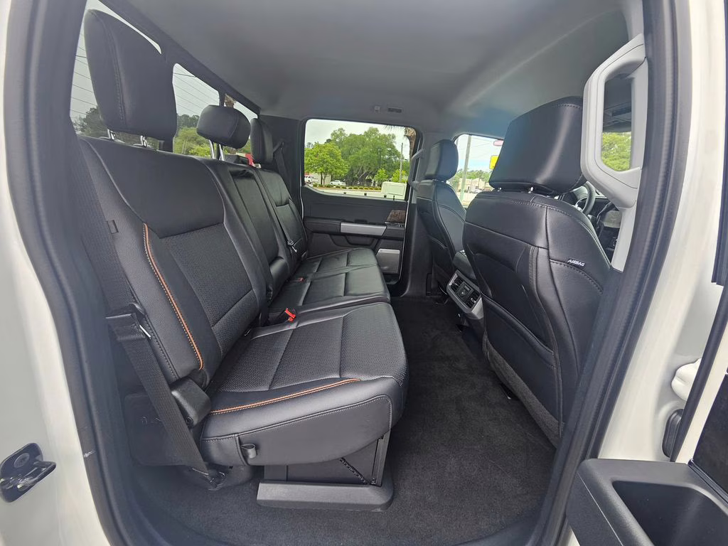 2026 Star White Metallic Tri-Coat Ford Super Duty F-250 SRW Lariat 4X4 Truck