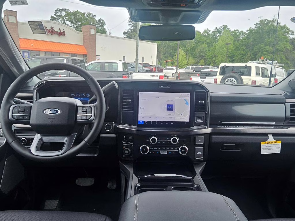 2026 Star White Metallic Tri-Coat Ford Super Duty F-250 SRW Lariat 4X4 Truck