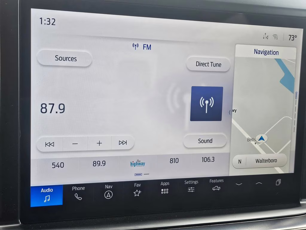 2026 Star White Metallic Tri-Coat Ford Super Duty F-250 SRW Lariat 4X4 Truck